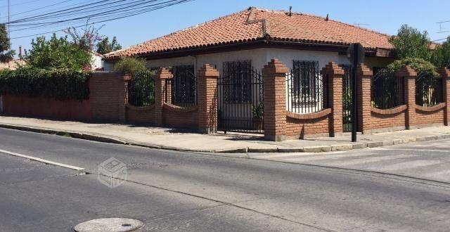 Hermosa casa de esquina a la venta en Rancagua