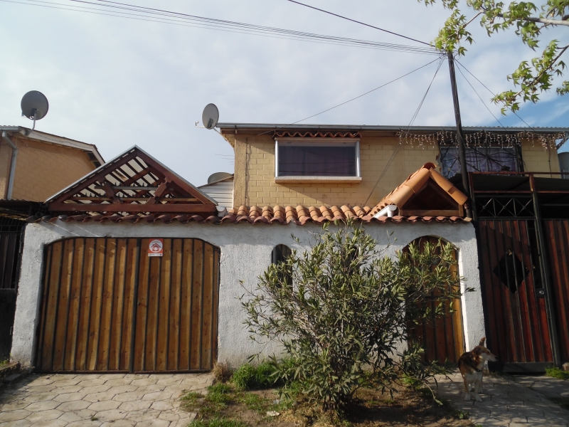 Vendo casa en villa Faro De Nos