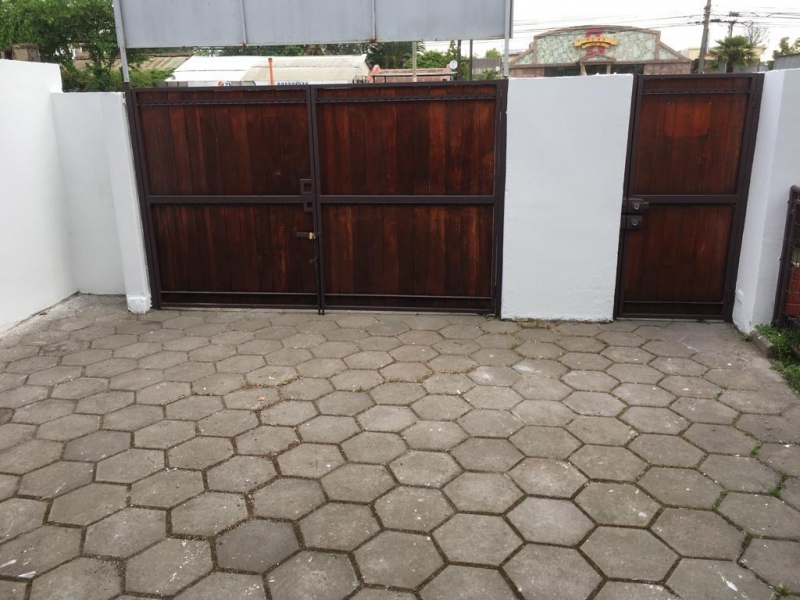 Arriendo Excelente Propiedad para Uso Comercial