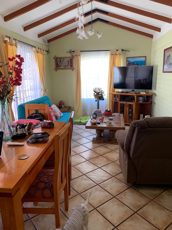 Se Vende linda Casa en Tierra Viva