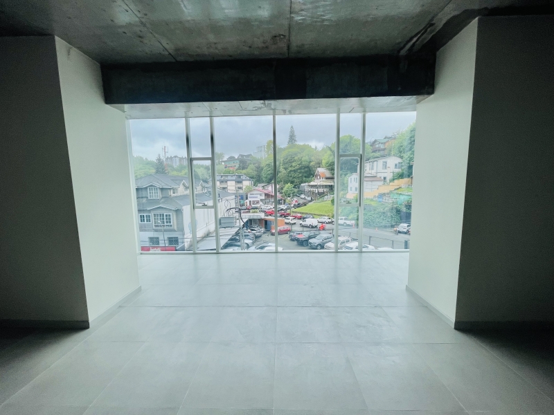 Se arrienda amplia y moderna oficina en Puerto Montt