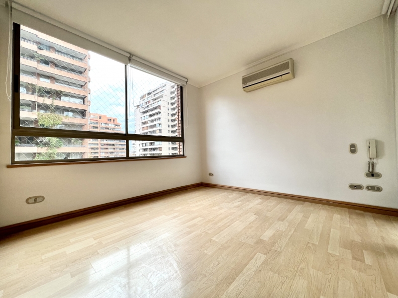 Impecable, Vista Despejada Al Oriente