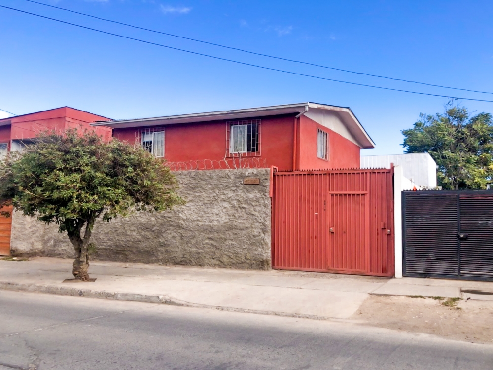 Hermosa casa en Peñalolén, buen sector, y a muy buen precio
