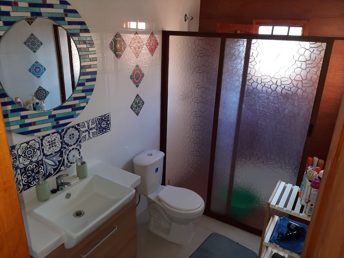 Casa en Curacaví, en sector privilegiado, y con piscina