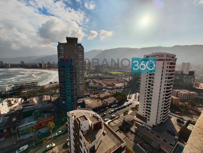 Se Arrienda Amplio Dpto en Edificio Alto Cavancha -Península