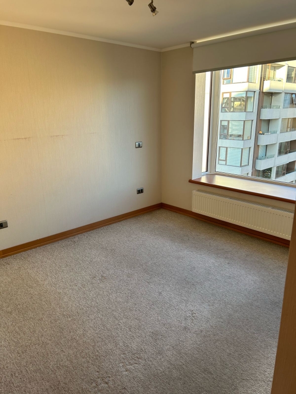 Centrico Departamento Con 2D, 2B y Estacionamiento.