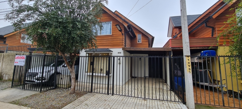 Casa grande modelo Torcaza en villa Los Portones de Linares
