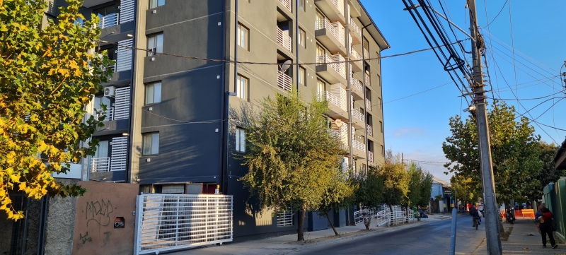 Céntrico departamento 2 D, 1 B con estacionamiento techado