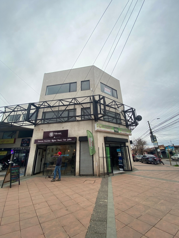 Se Arrienda Locales A Pasos del Terminal