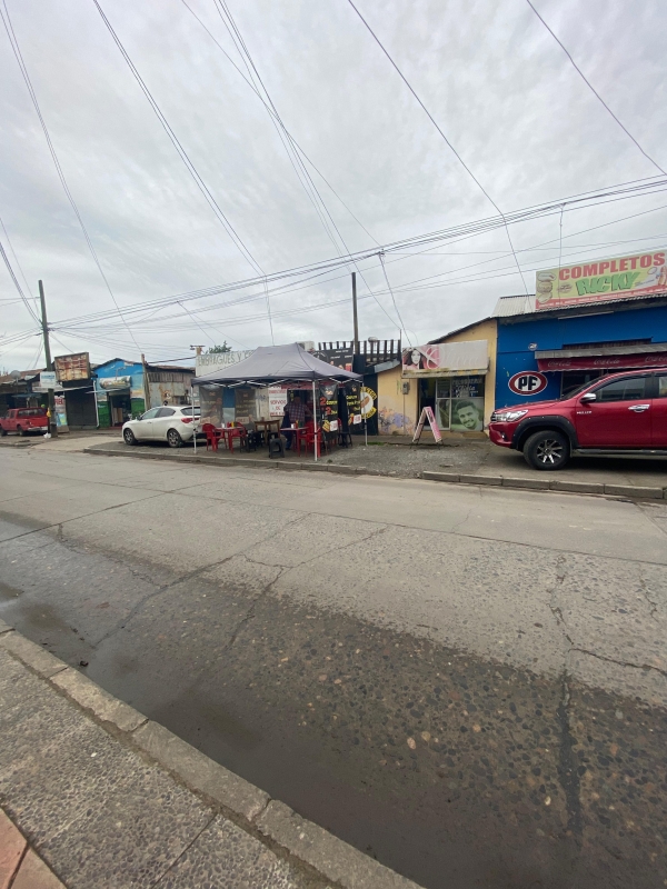 Se Arrienda Locales A Pasos del Terminal