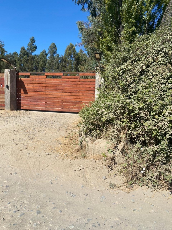 Se Vende Parcela Con Casa en Puertas Negras