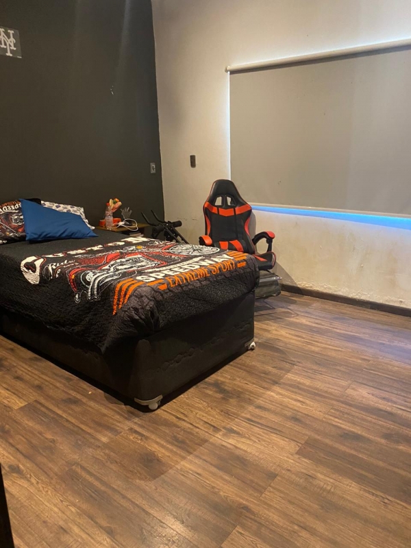 Se Vende Parcela Con Casa en Puertas Negras