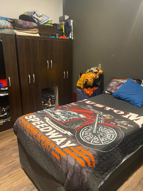 Se Vende Parcela Con Casa en Puertas Negras