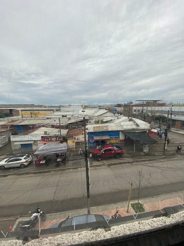 Se Arrienda Locales A Pasos del Terminal