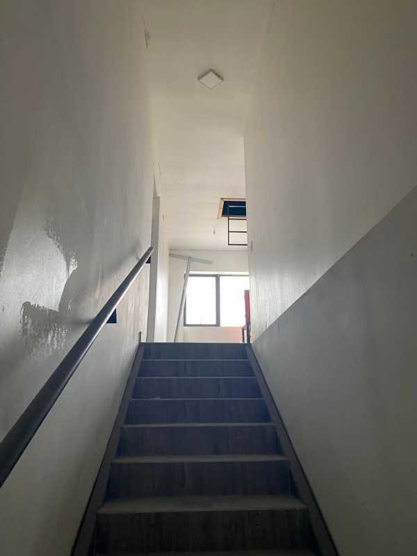 Se Arrienda Locales A Pasos del Terminal