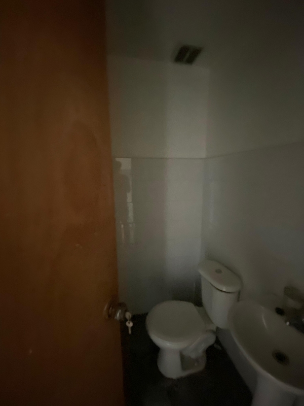 Se Arrienda Locales A Pasos del Terminal