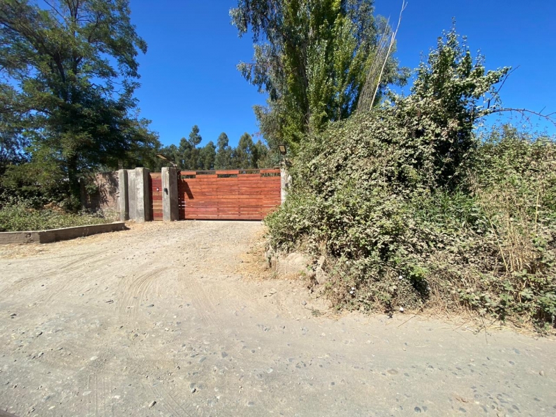 Se Vende Parcela Con Casa en Puertas Negras