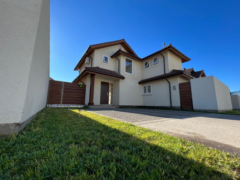 Se Vende Casa Condominio Estancia las Rastras