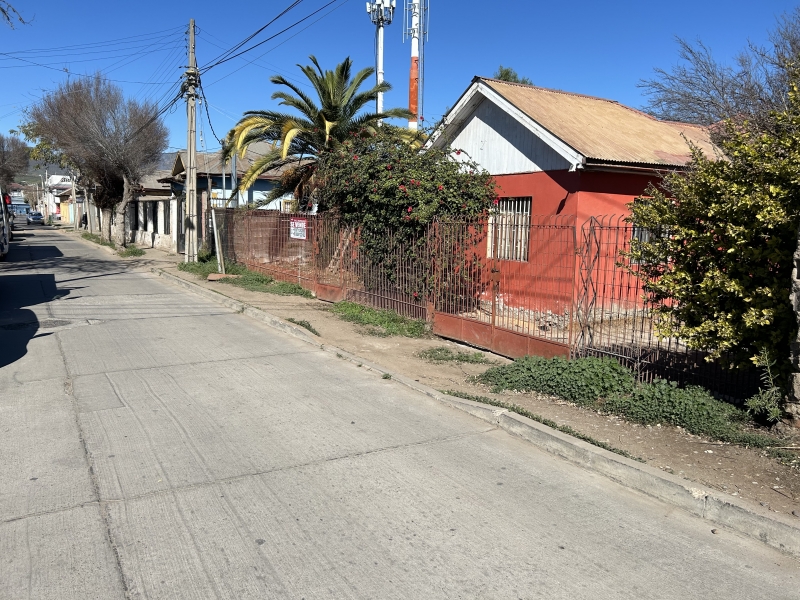 Vendo Casa Solida, Excelente Ubicacion, Cerca de Consultorio