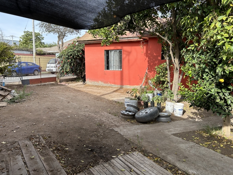 Vendo Casa Solida, Excelente Ubicacion, Cerca de Consultorio