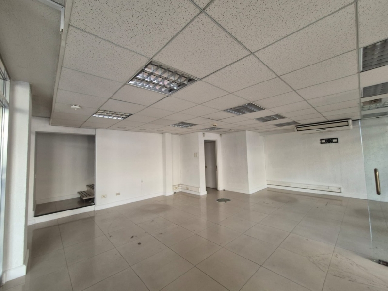 Arriendo Local Comercial Cerca de Plaza de Armas, Talca