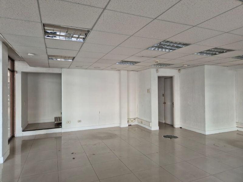 Arriendo Local Comercial Cerca de Plaza de Armas, Talca