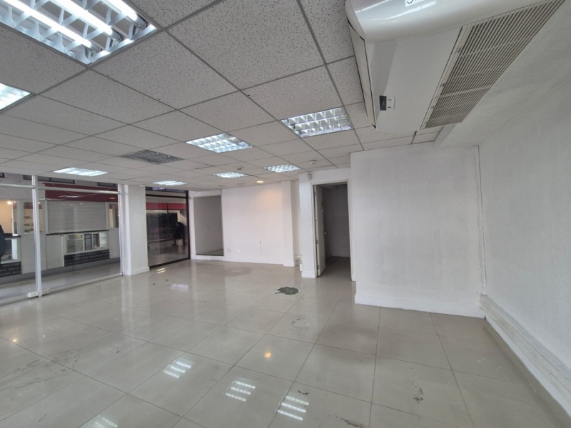Arriendo Local Comercial Cerca de Plaza de Armas, Talca