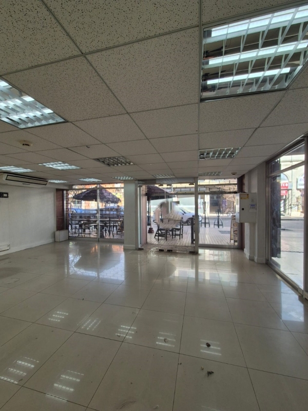 Arriendo Local Comercial Cerca de Plaza de Armas, Talca
