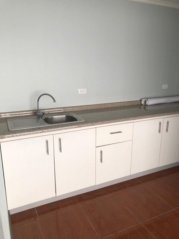 Casa para Empresas Av Rio Loco Frente Medico Legista Rgua.