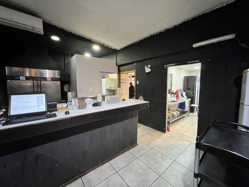 Bar Restaurante en Curicó Avenida España