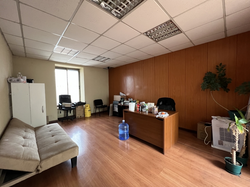 Excelente Oficina en Centro de Curico