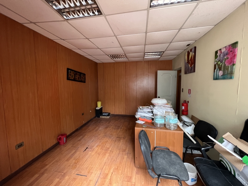 Excelente Oficina en Centro de Curico