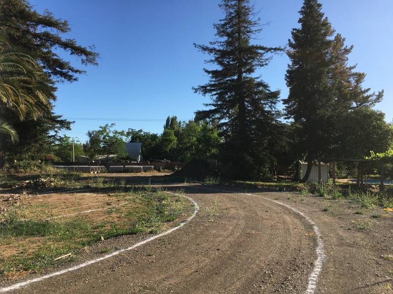 Inversionistas del País - Vendo Proyecto Parque