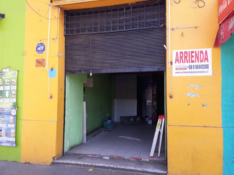 Atractivo local en barrio comercial Brasil