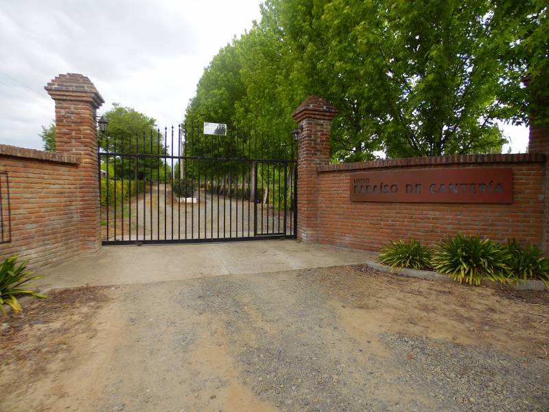 Hermosa parcela, entorno privilegiado, rodeado de naturaleza