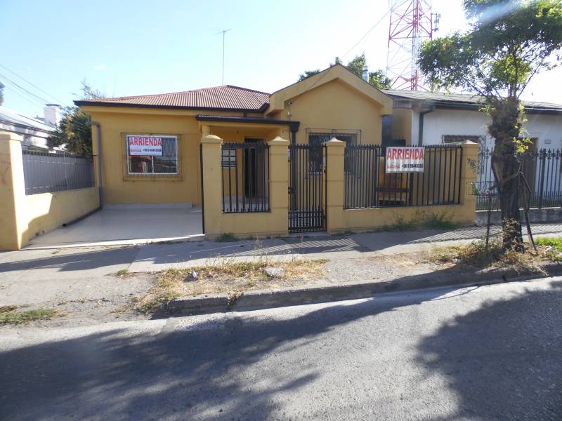 Amplia casa con destino comercial sector centro cerca plaza