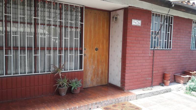 Estupenda Casa a pasos del Metro Trinidad, La Florida