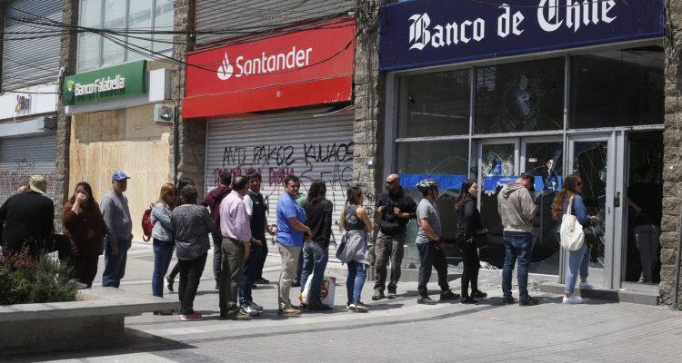 Bancos aseguran que han aprobado 800 mil flexibilizaciones crediticias en el marco de la crisis
