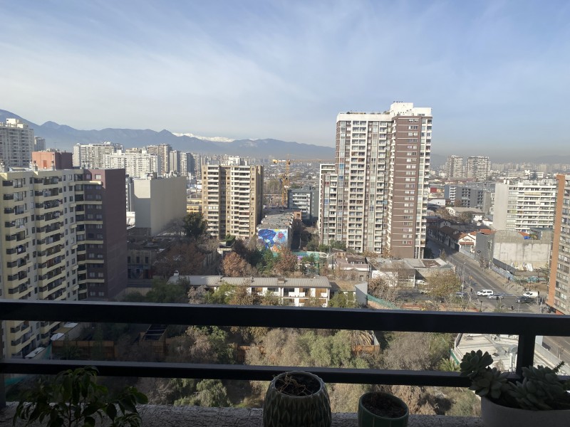 Arriendo Departamento, Metro la Católica y Bustamante