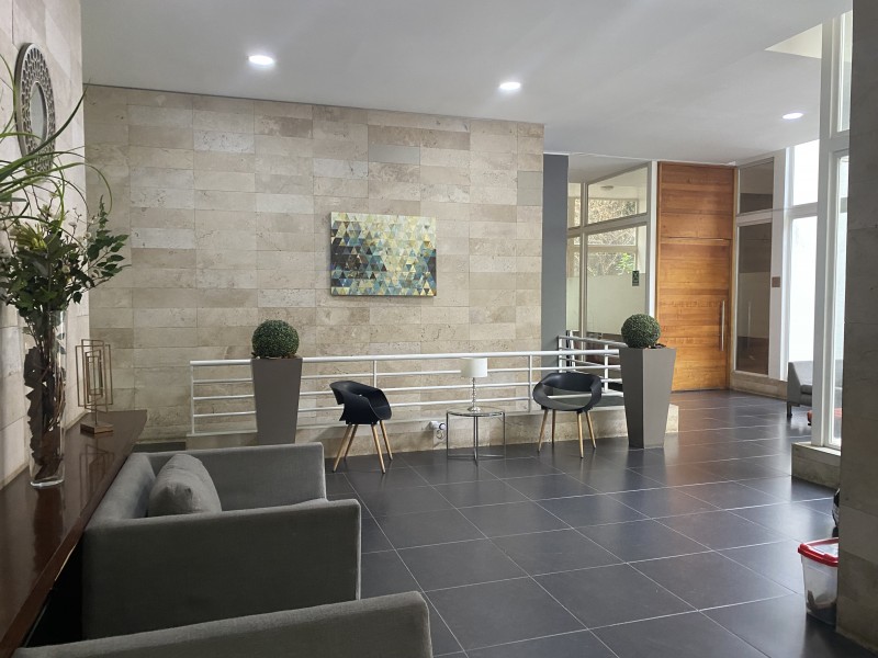 Arriendo Departamento, Metro la Católica y Bustamante
