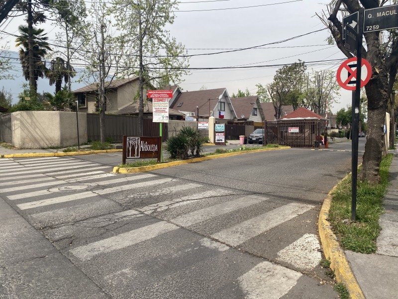 Casa Venta Calle Quebrada de Macul A Pasos de Tobalaba