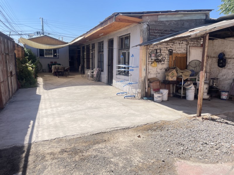 Venta Casa Amplio Terreno Cerca Estacion de Tren Lo Espejo