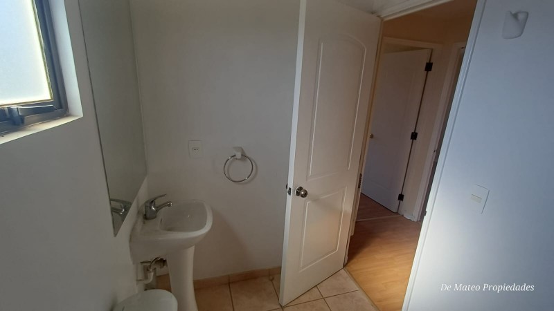 Hermosa y Segura Casa en Condominio de Curauma