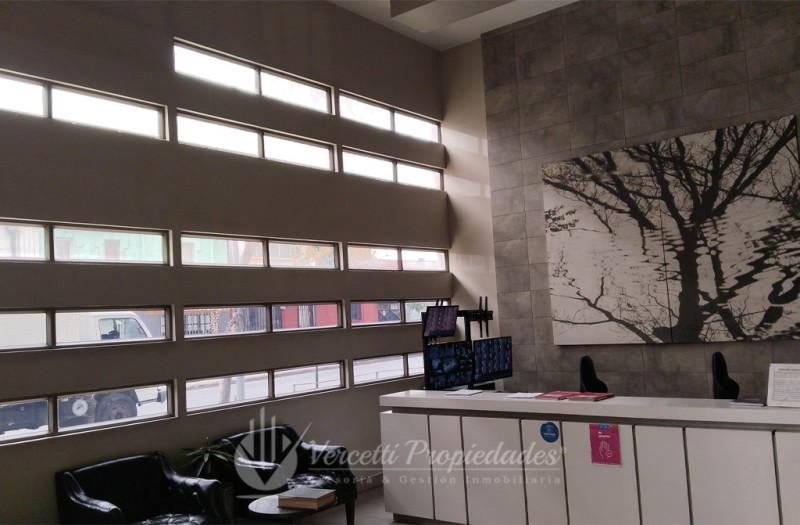 Hermoso Departamento A Pasos de la Estación de Metro Irarrá