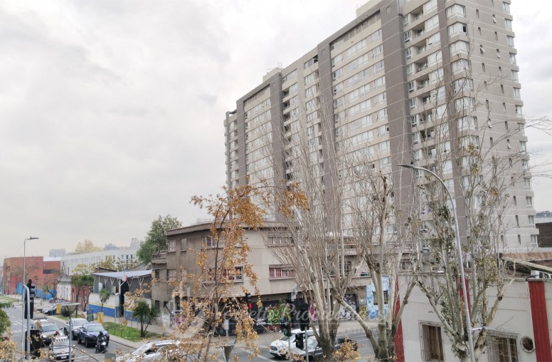 Hermoso Departamento A Pasos de la Estación de Metro Irarrá