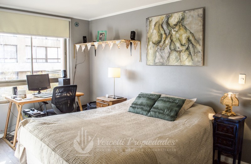 en Arriendo: Departamento Amoblado de 1 Dormitorio en Ubicac