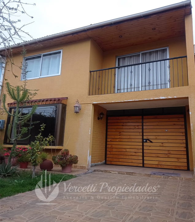 Fotografía de Hermosa Casa en Excelente Estado en Venta!!