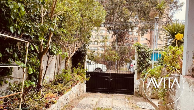 Casas en Venta en José Toribio Larraín, Centro de Algarrobo,