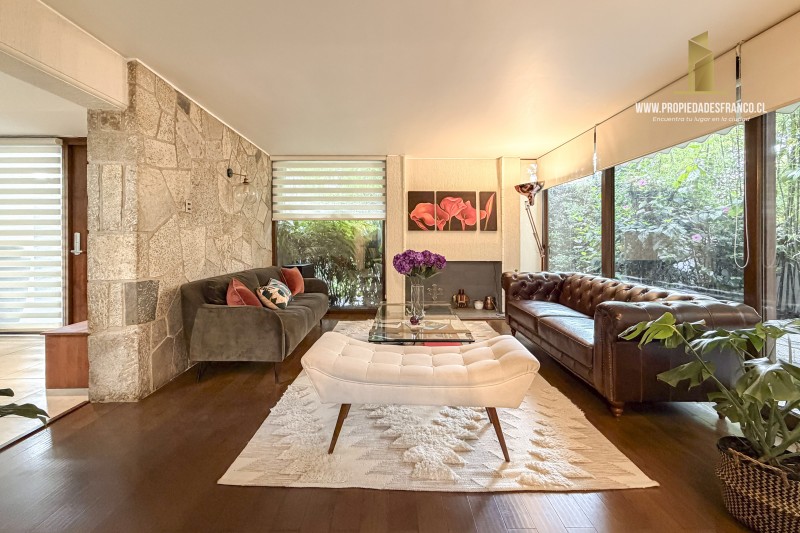 Exclusiva Casa Castillo Diseño Domotica y Jardin Oriental