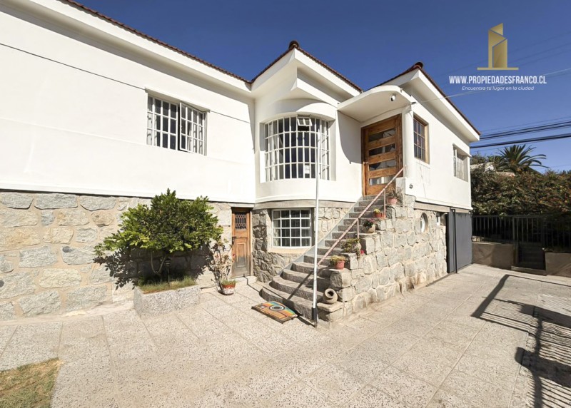 Casa Solida Con Gran Terreno A 3 Cuadras del Centro Quilpue